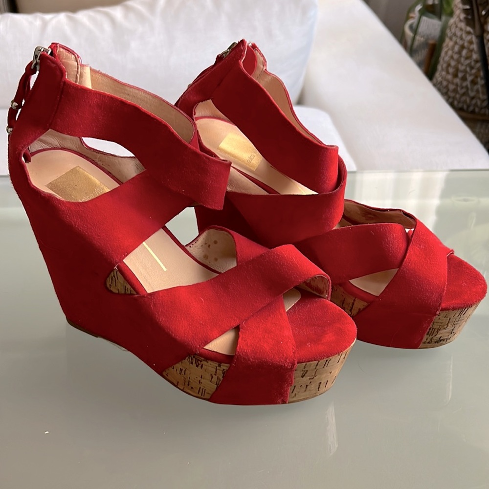 Dolce Vita Cork and Red Suede Platform wedge sandals Sz 8.5. Like New.